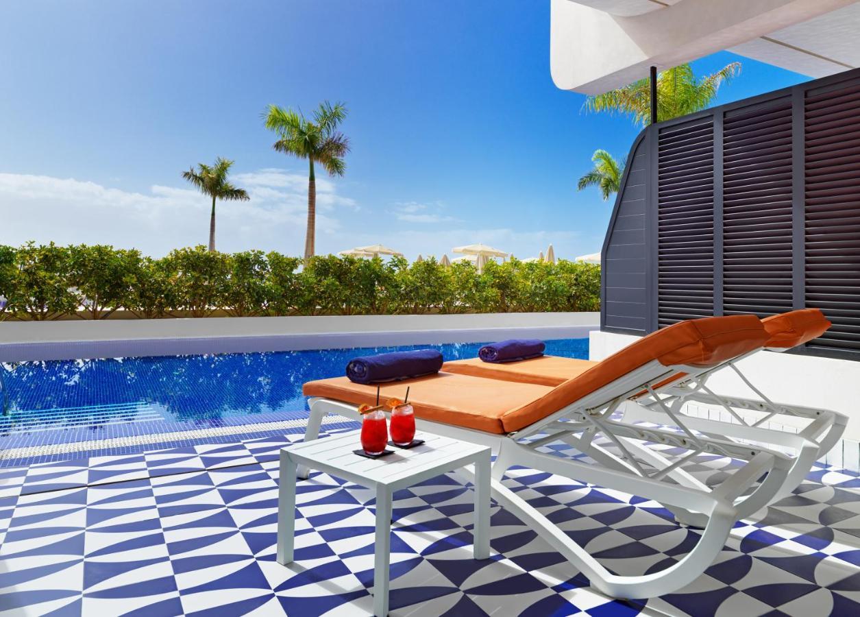 Hotel H10 Atlantic Sunset Horizons Collection Costa Adeje  Esterno foto The pool at the hotel
