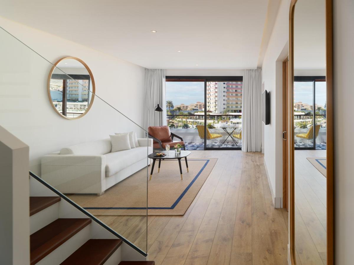 Hotel H10 Atlantic Sunset Horizons Collection Costa Adeje  Esterno foto The interior of a typical apartment