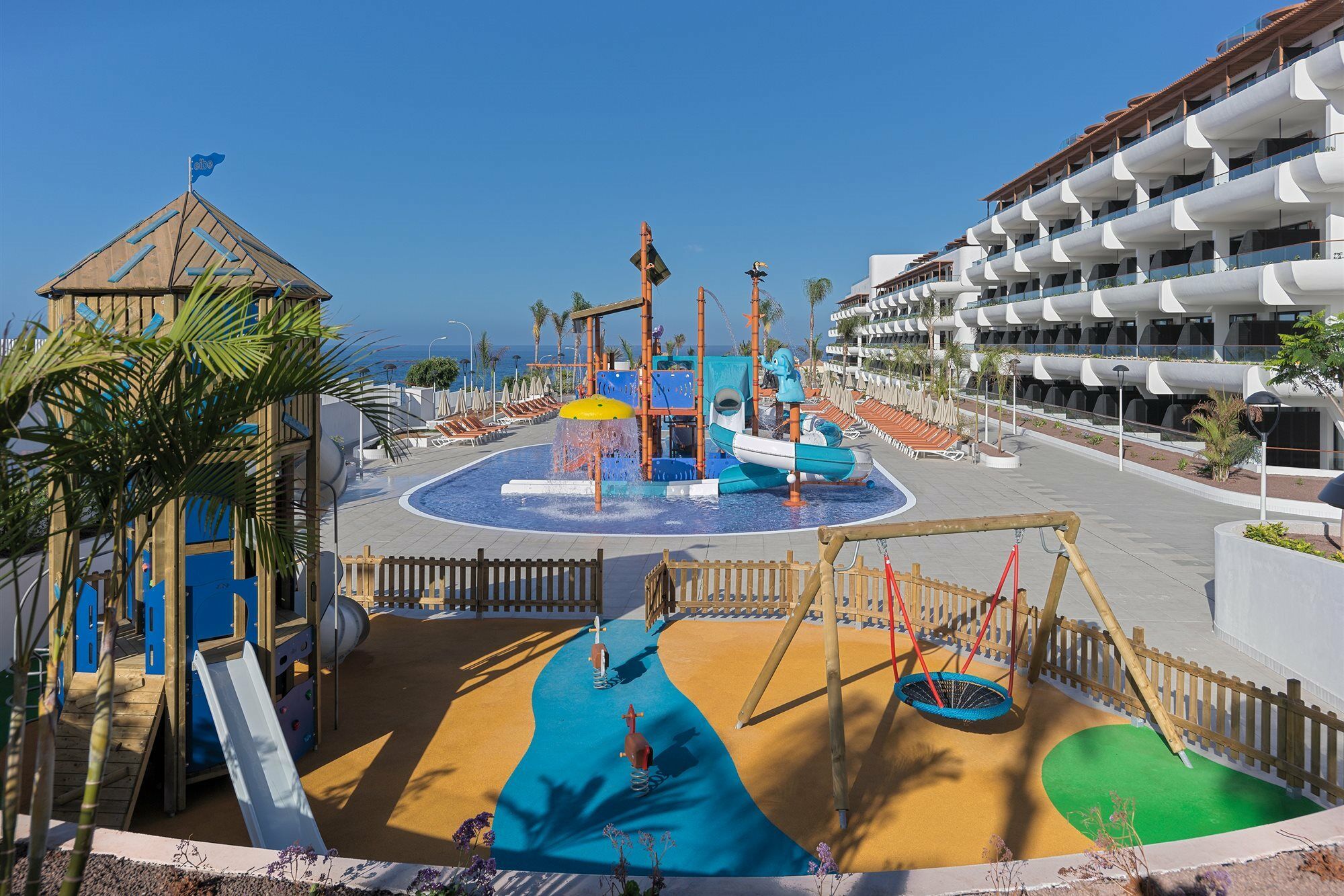 Hotel H10 Atlantic Sunset Horizons Collection Costa Adeje  Esterno foto Playground in Benalmadena