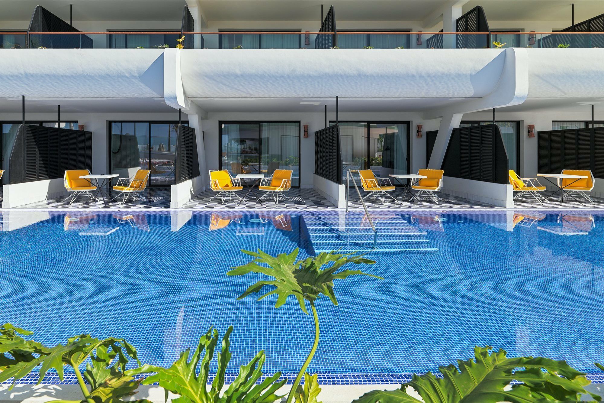 Hotel H10 Atlantic Sunset Horizons Collection Costa Adeje  Esterno foto The swim-up rooms at the Hard Rock Hotel